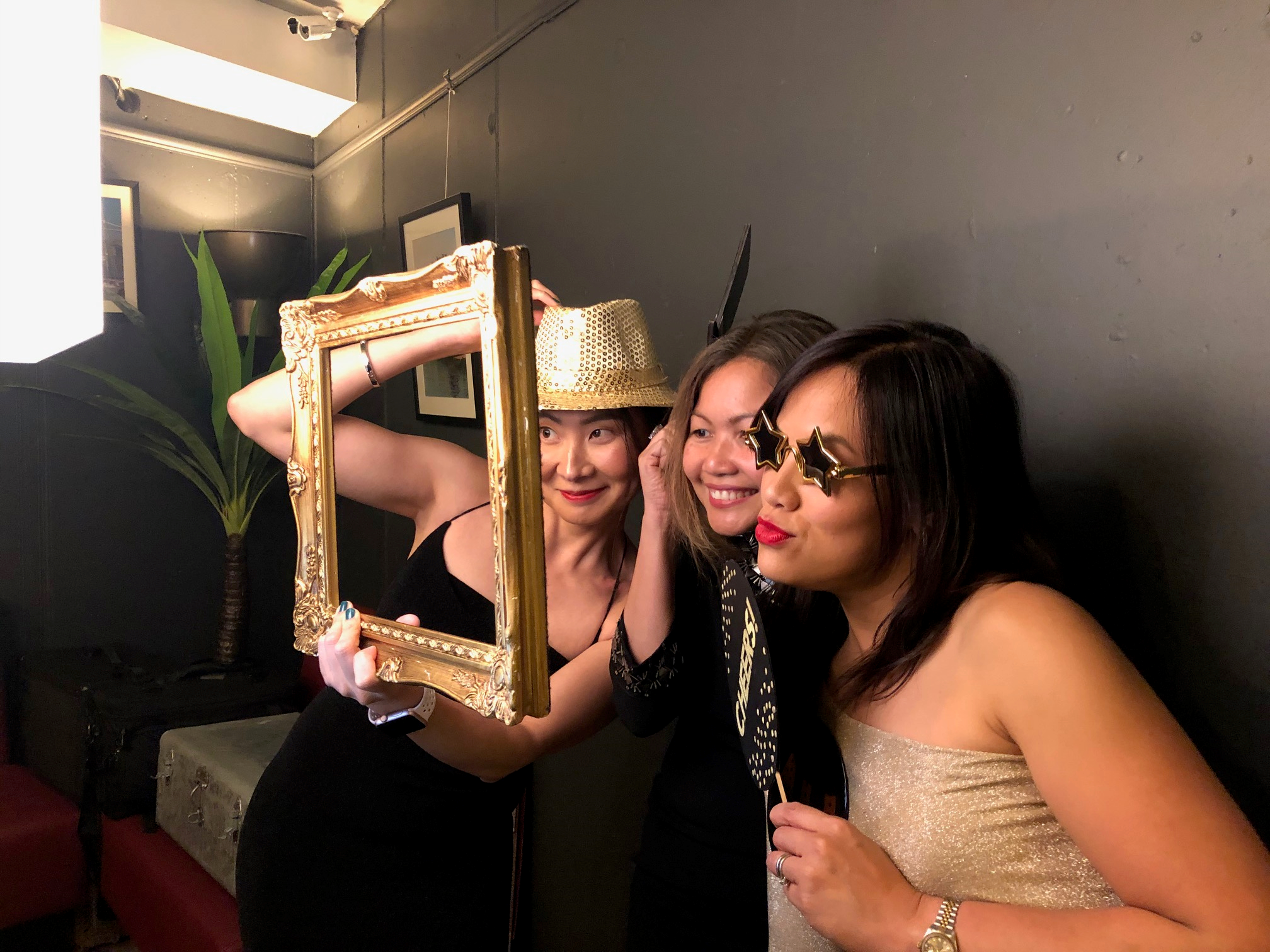 MAIN BAR & RESTAURANT 5