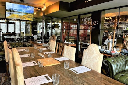 THE PRIVATE DINING ROOM 1