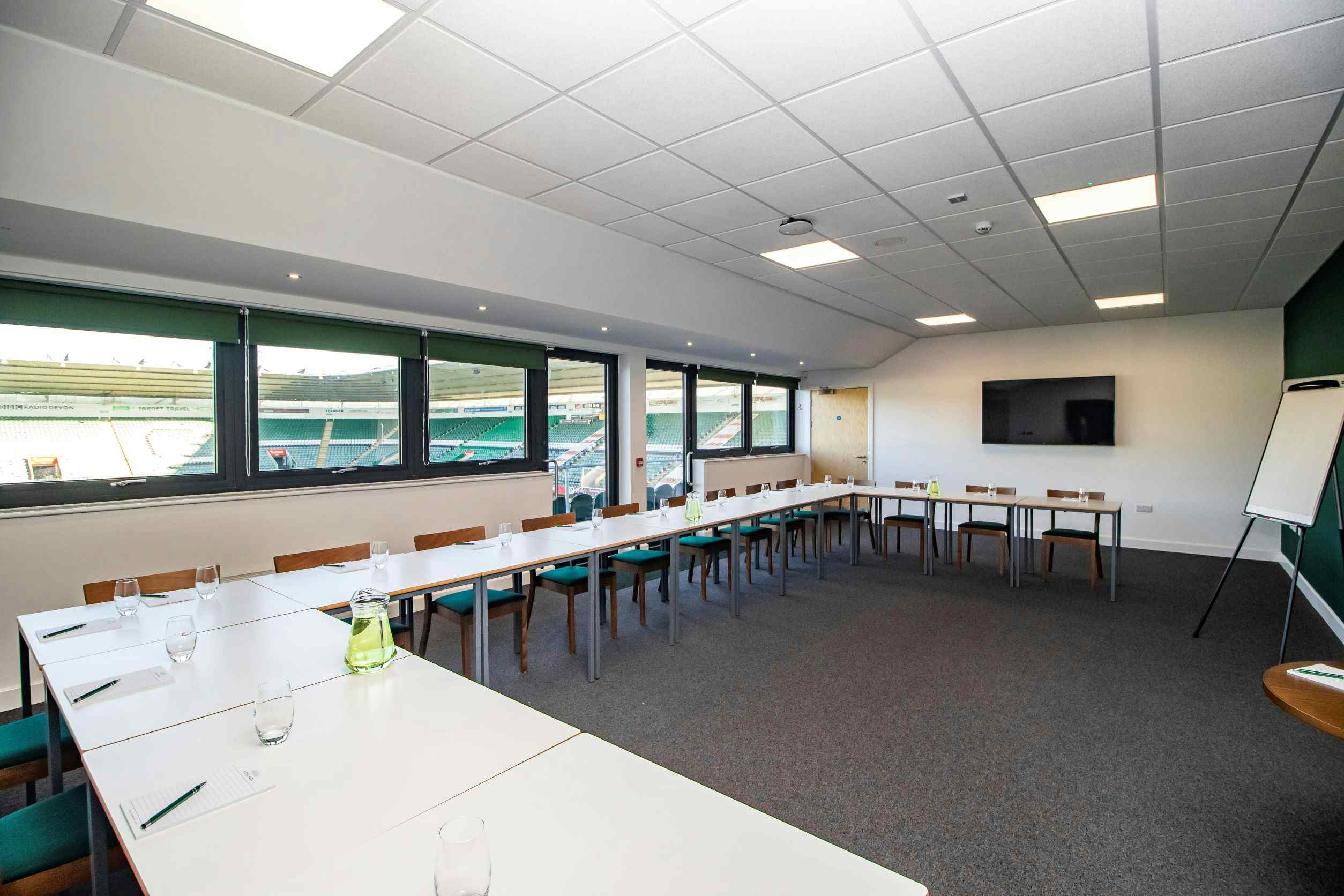 The Captain's Lounge 1