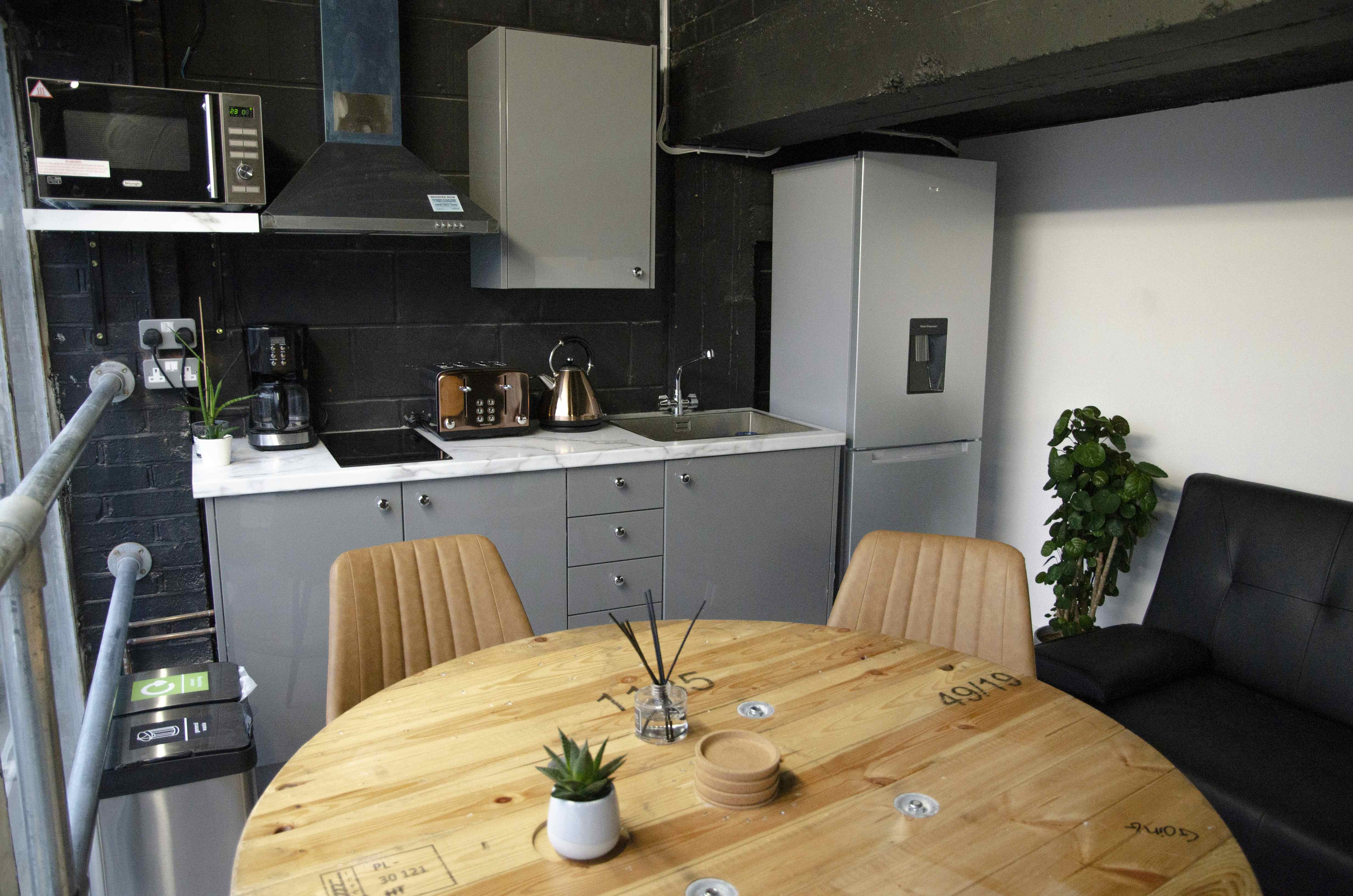 Aquifer Film Studio  14