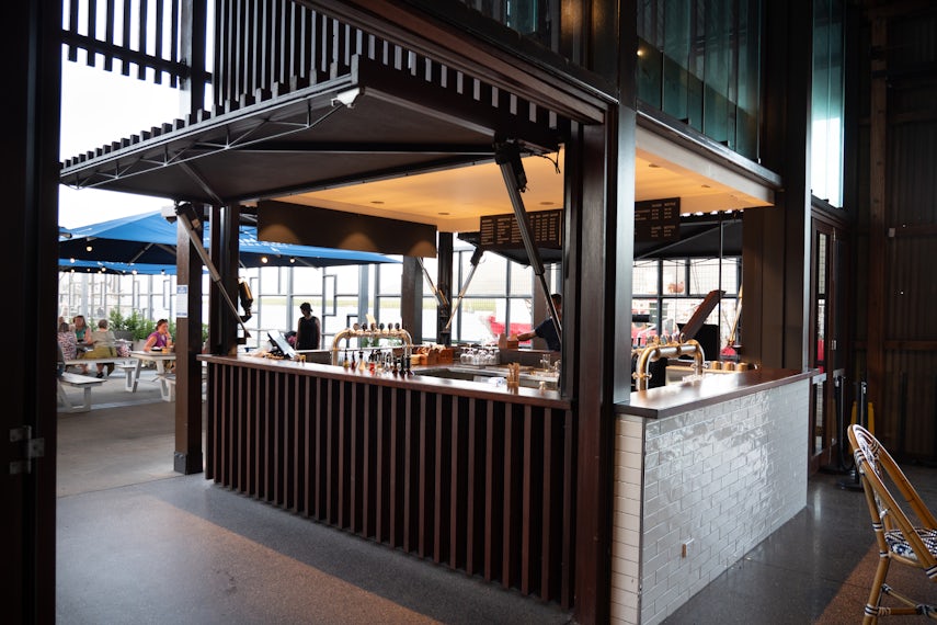 The Inlet Bar 0