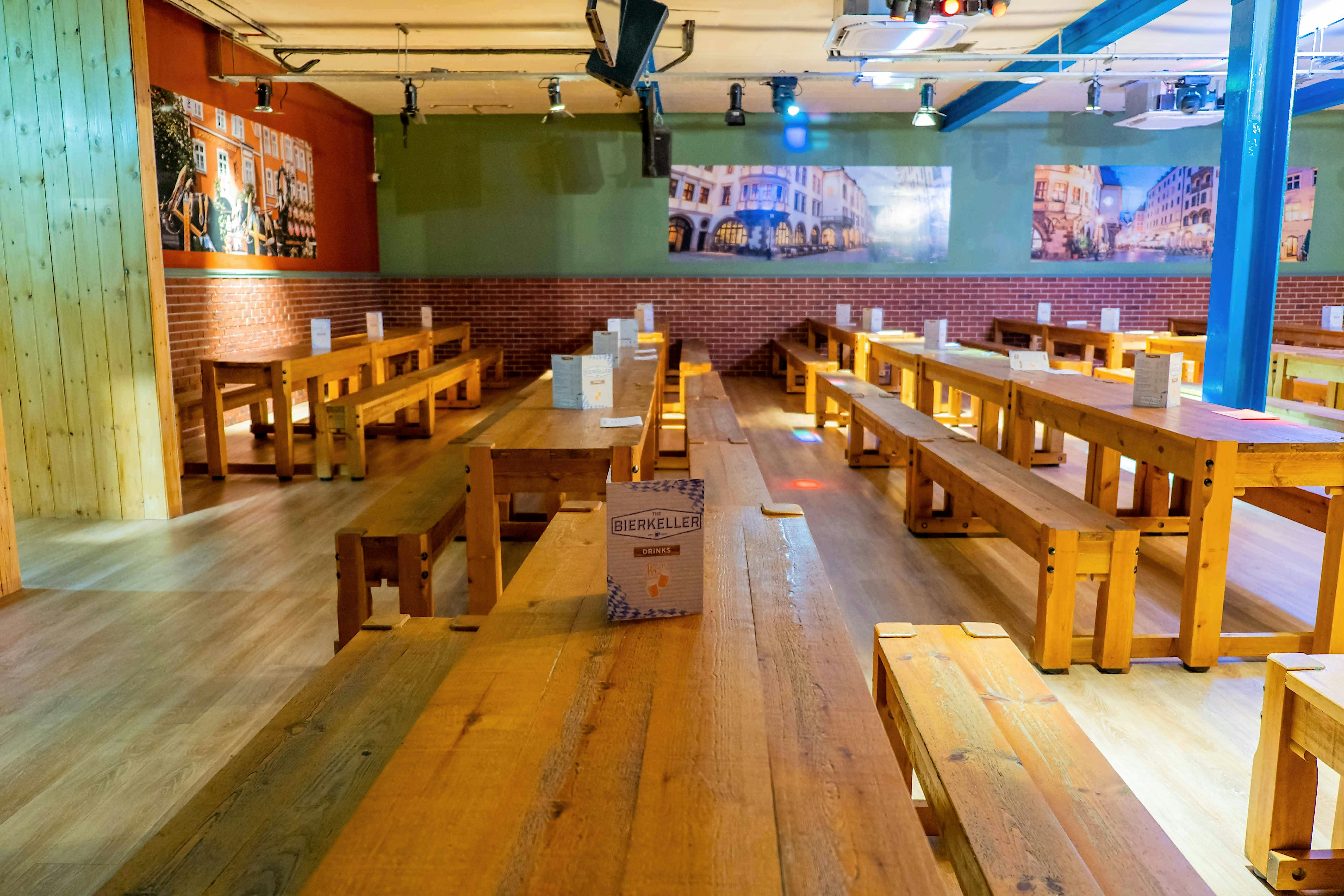 Bierkeller Bar 11