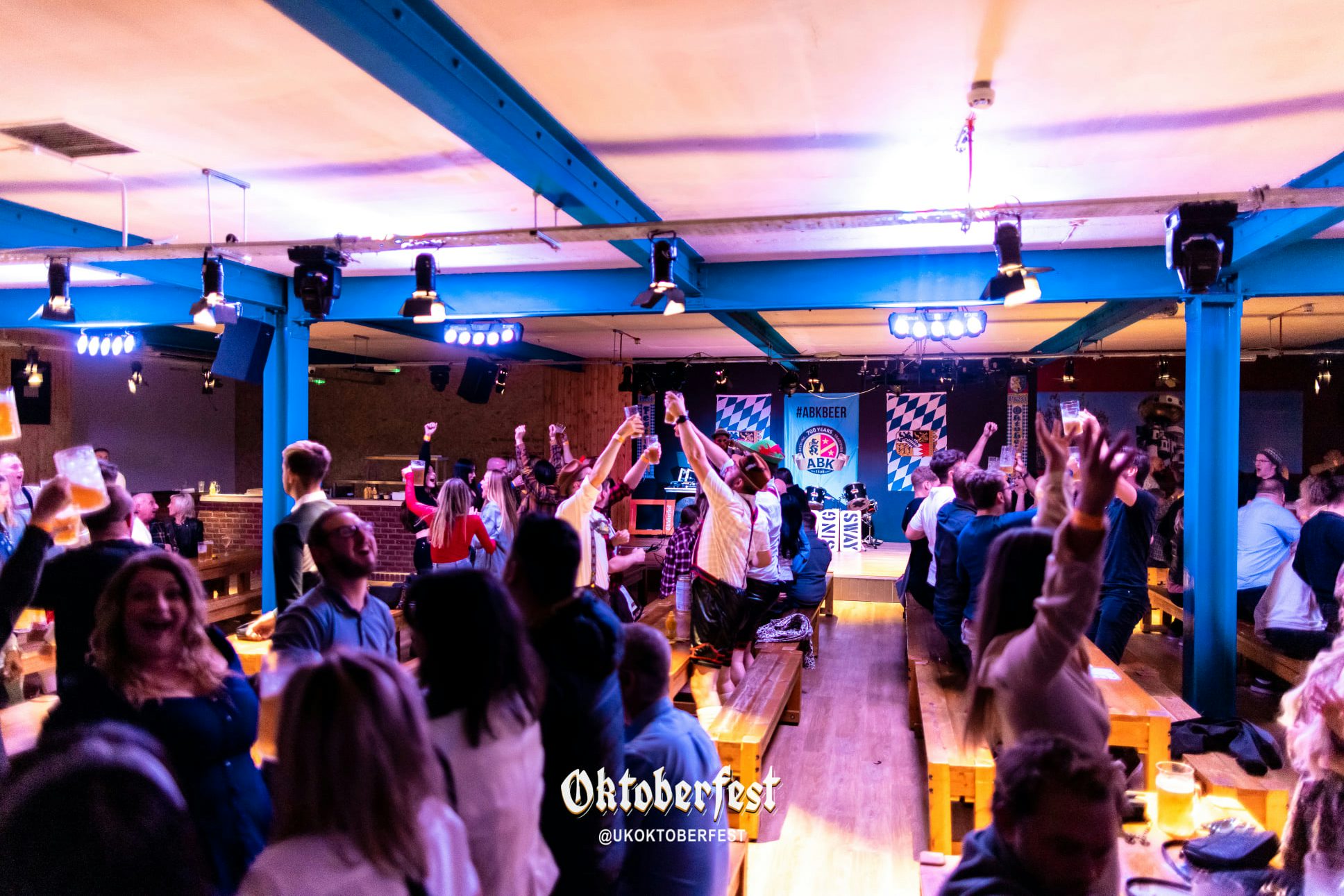 Bierkeller Bar 0