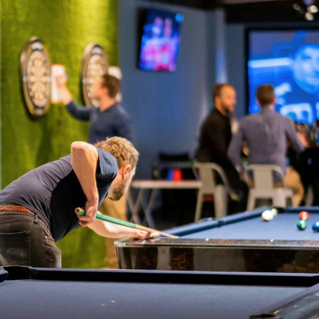 Book Shooters Rack 'n' Roll Sports Bar at Bierkeller & Shooters Rack 'N