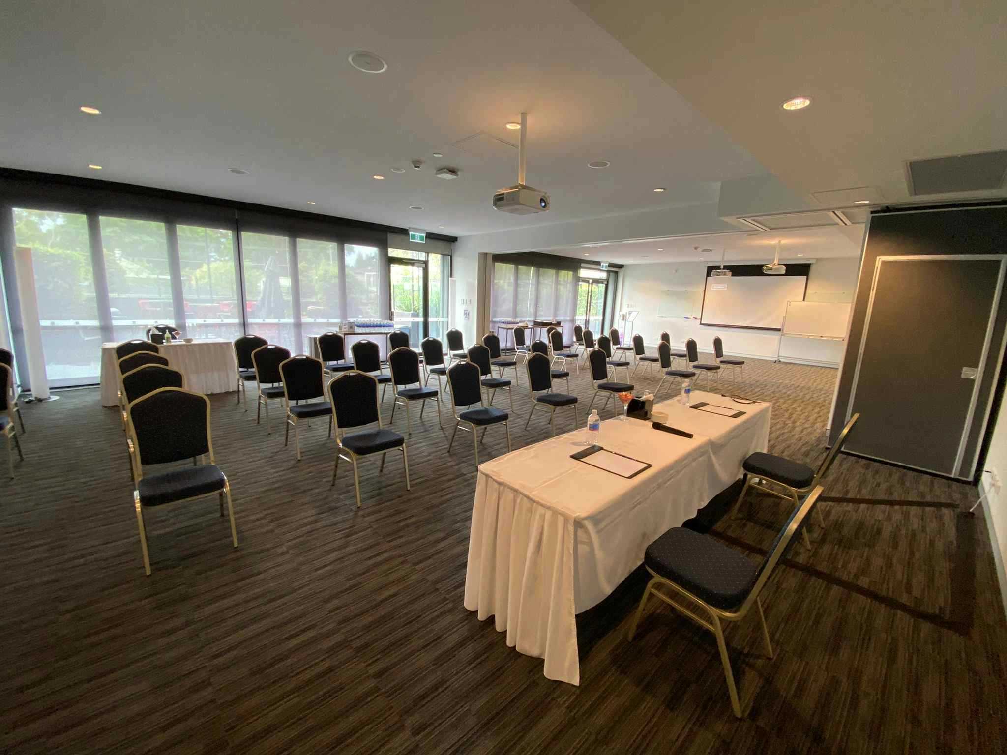 Sumatra-Java-Borneo Room 2