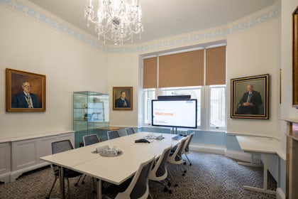 Ellis Room 1