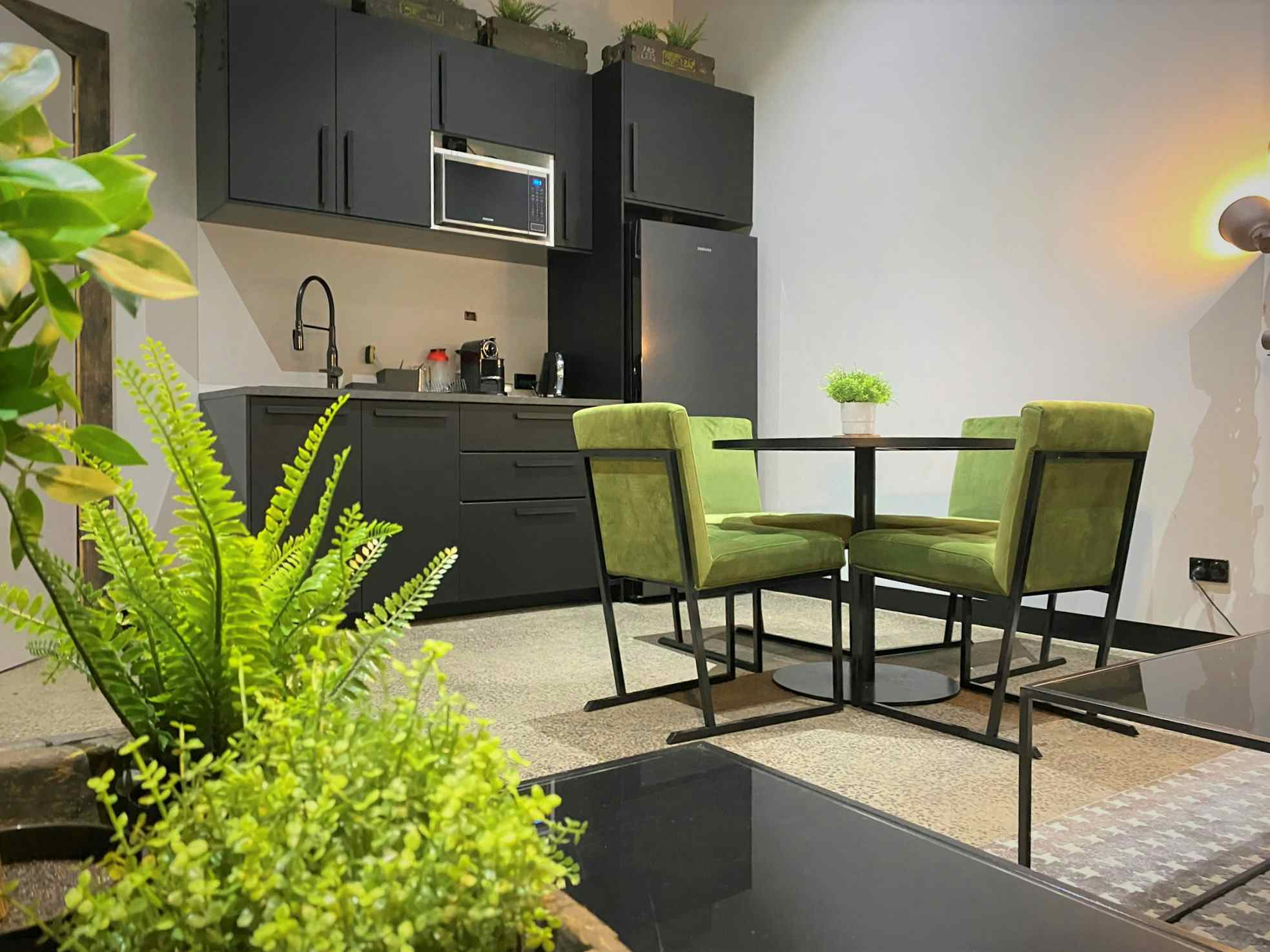 The Meeting Room #1 2