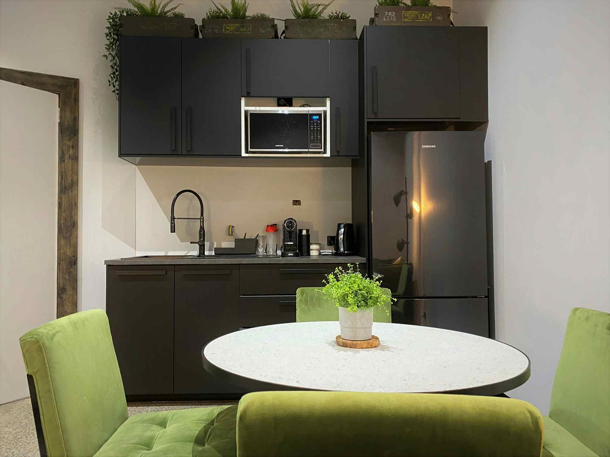 The Meeting Room #1 3