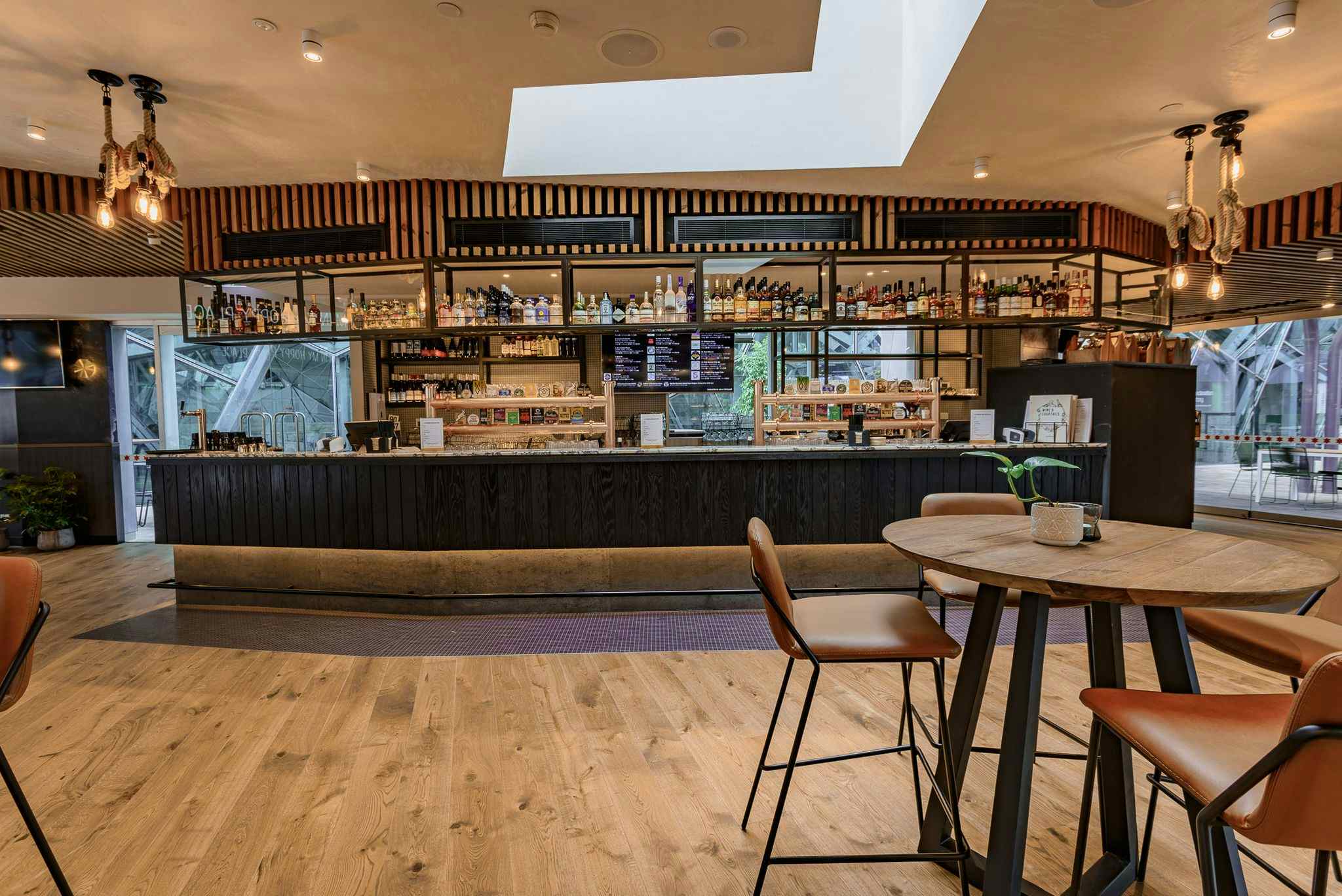 The Hop Bar and Garden 5