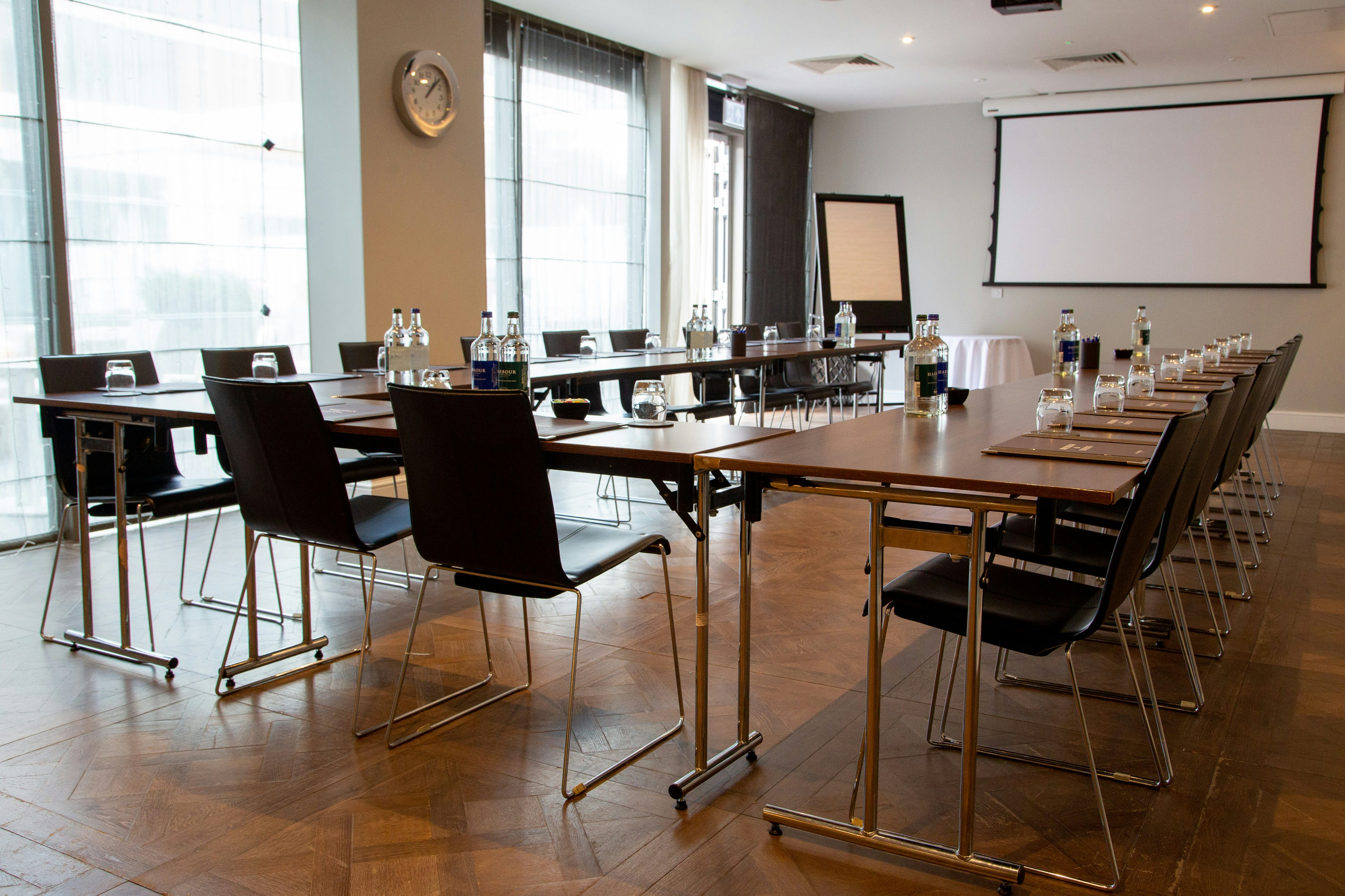 The Harbour Suite 1 2