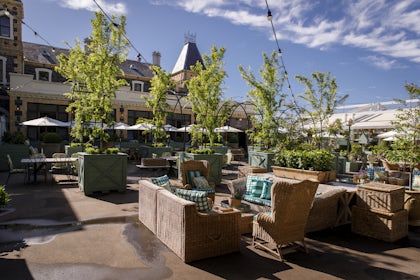 The Rosé Garden & The Conservatory 3