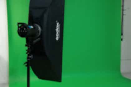 Mons Studio - Photography & Video Studio 5