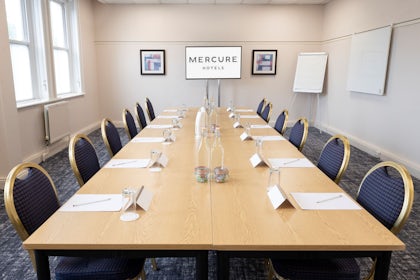 County Suite 1