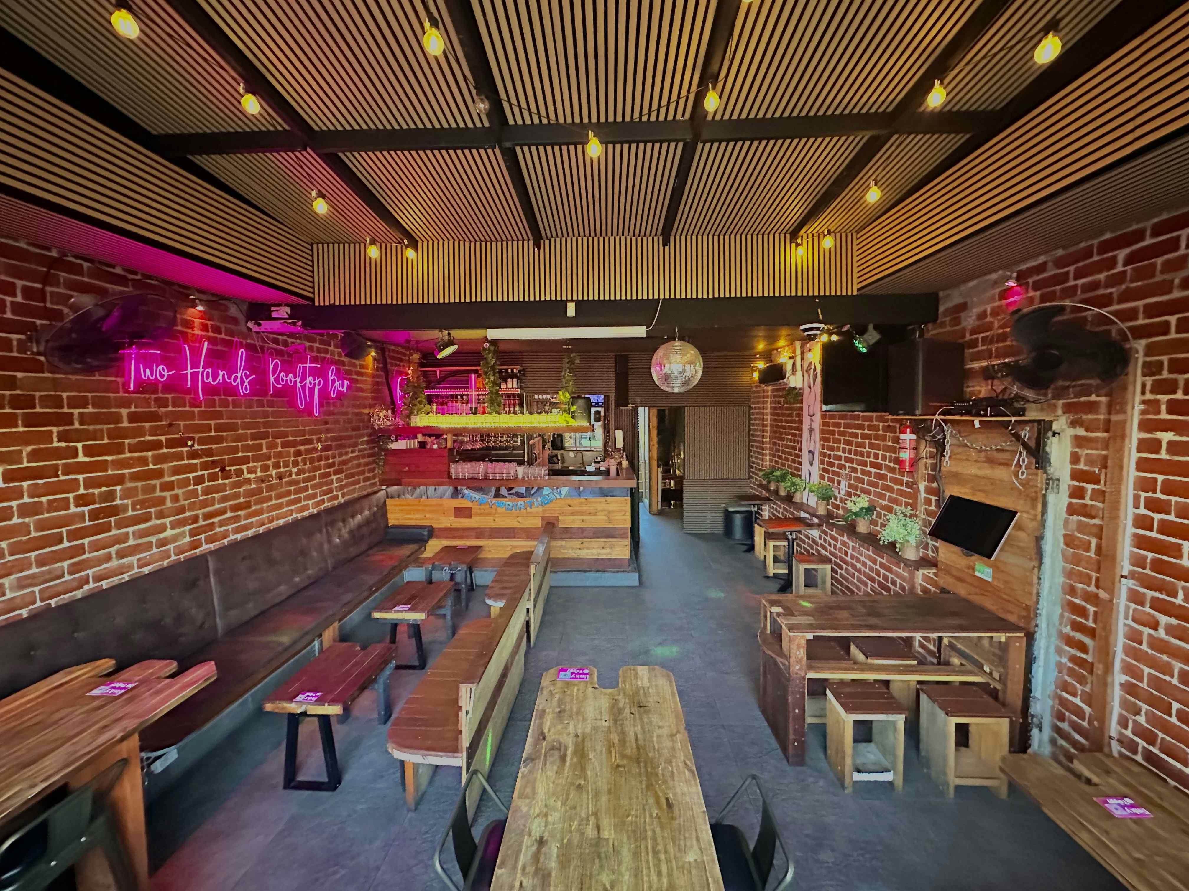 3) Rooftop Indoors 20-74pp 1