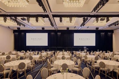 Ballroom Le Grand 5