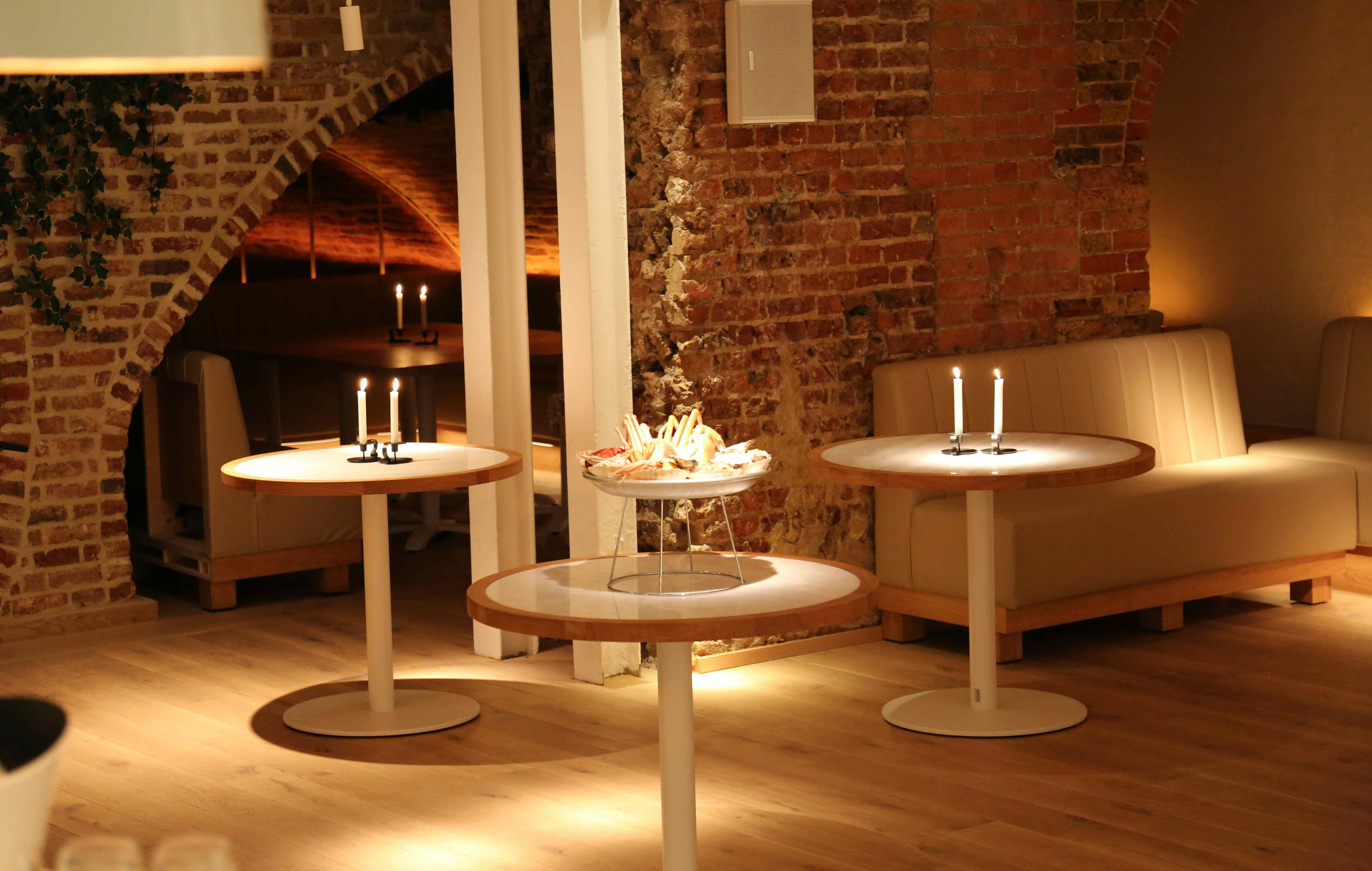 Seafood bar basement 0