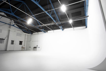 Klatch Studio - Studio 1: Infinity Cove 2