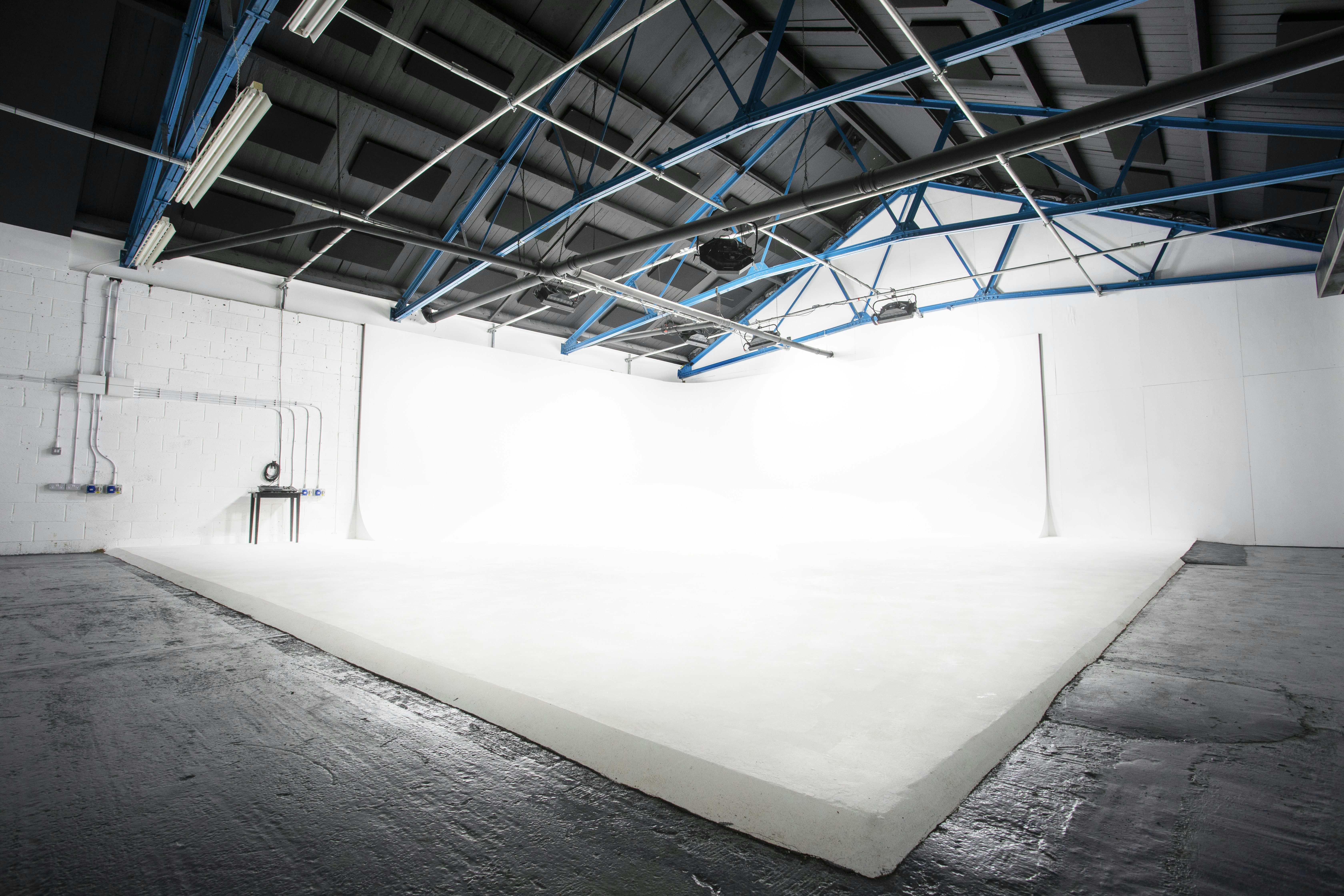 Klatch Studio - Studio 1: Infinity Cove 0