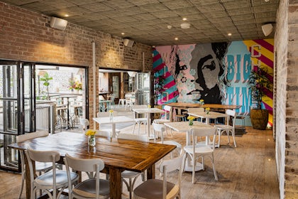 Exclusive Hire, Level 1 4