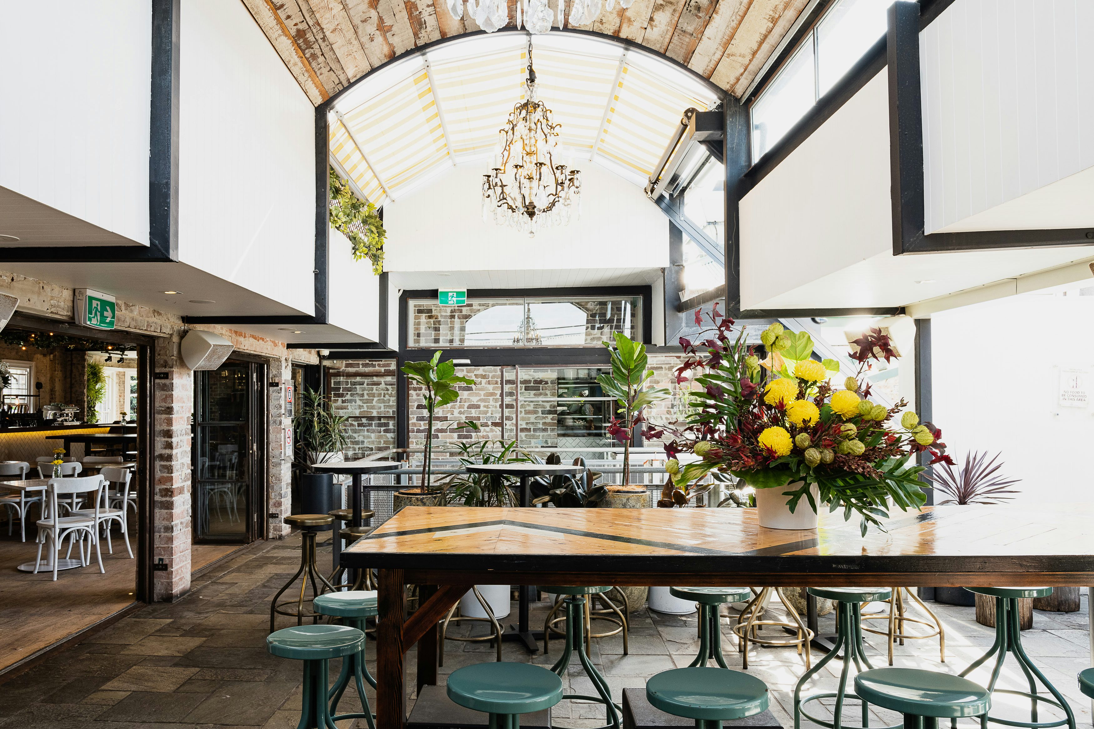 Exclusive Hire, Level 1 3