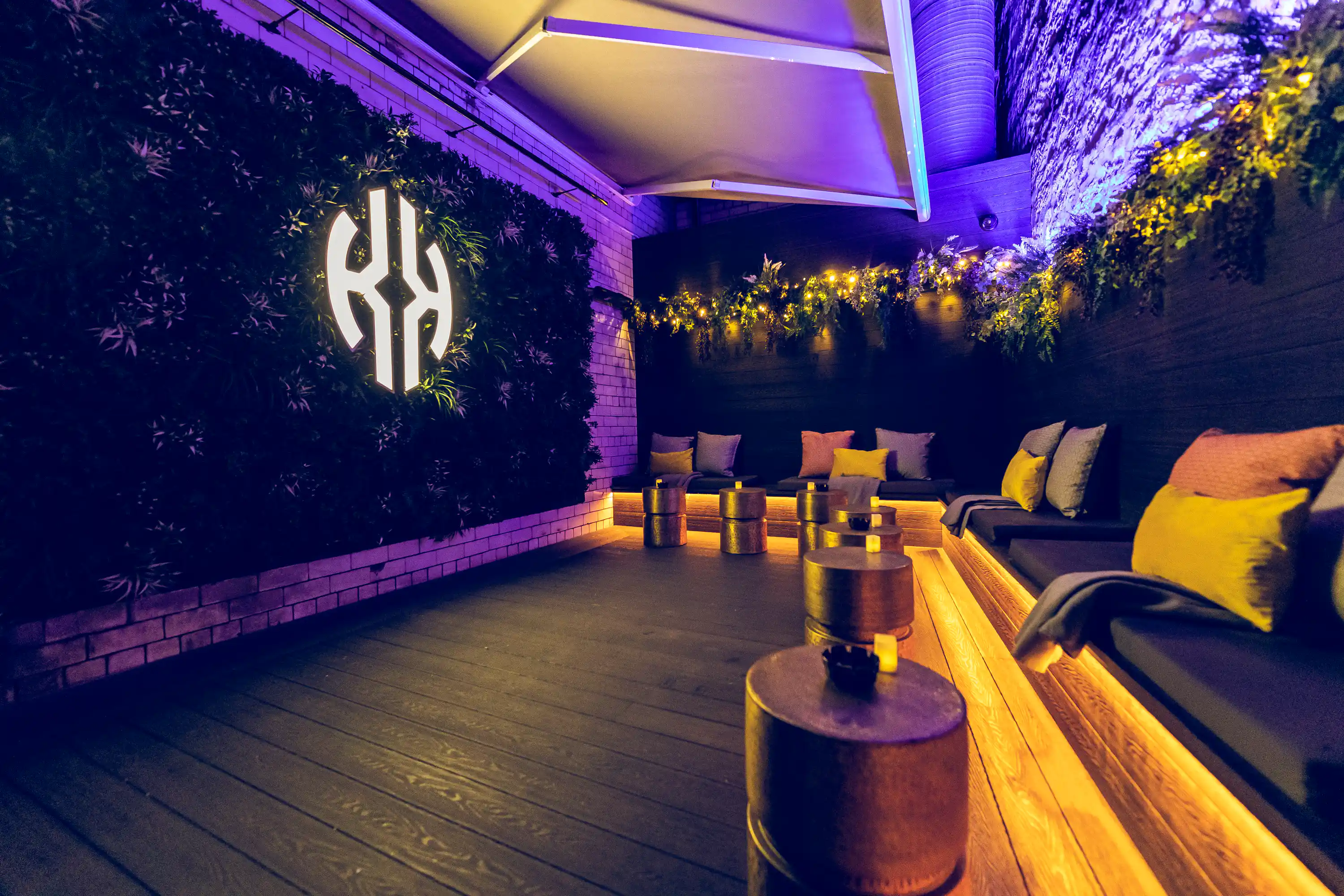 Book Winter Terrace at KONG. A Glasgow Venue for Hire – HeadBox