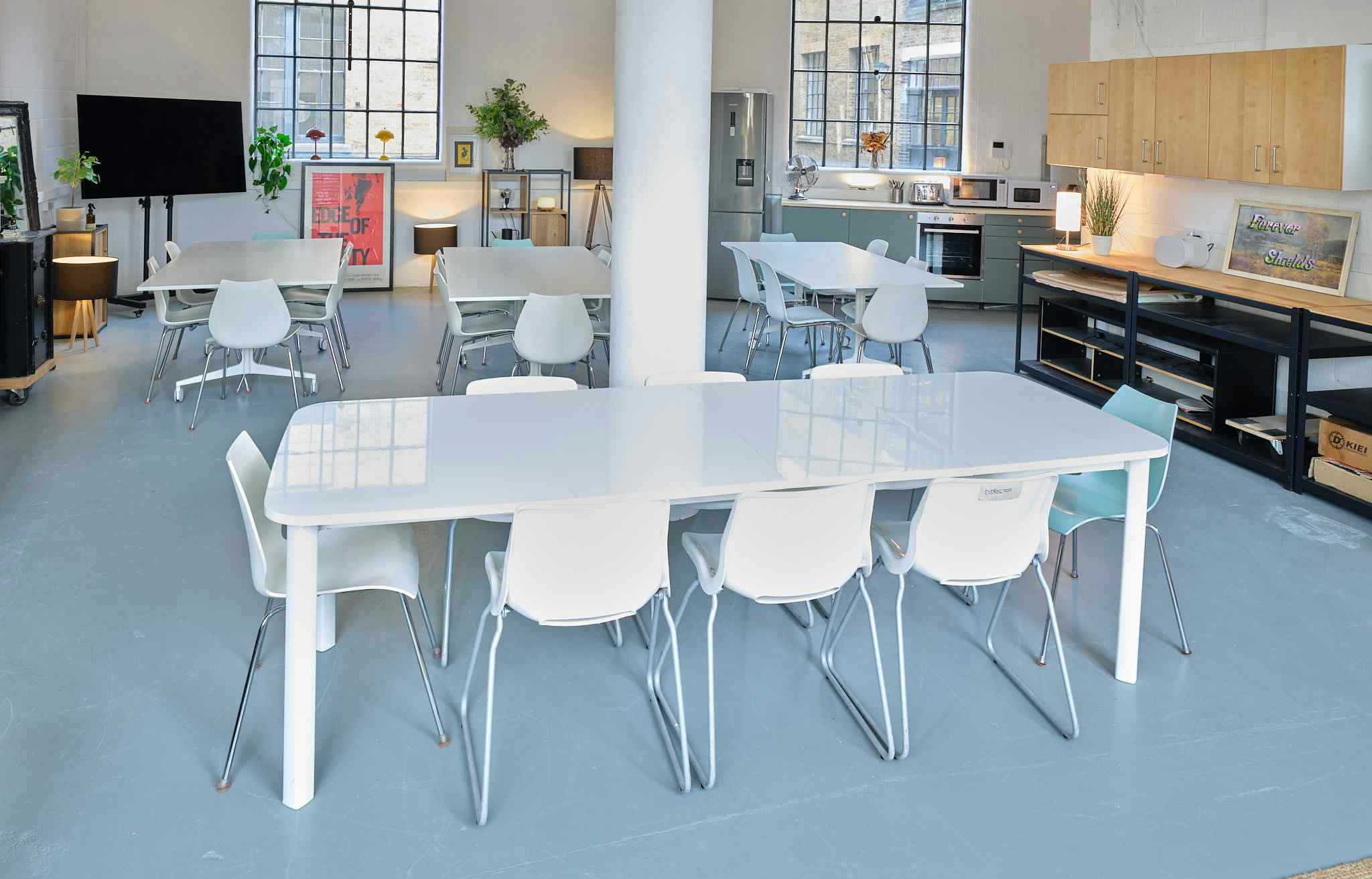 Creative meeting space in central London 4