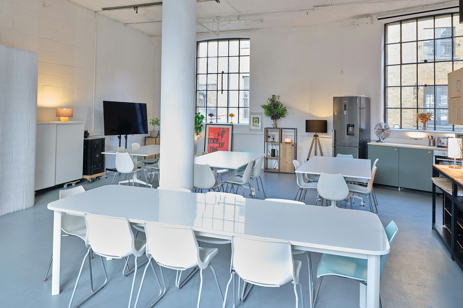 Creative meeting space in central London 5