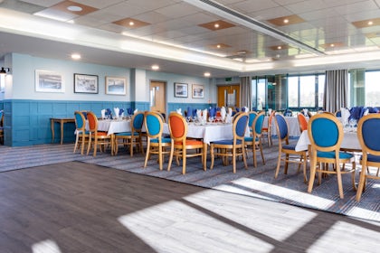 The Pavilion Lounge 1