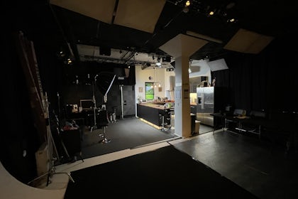 Studio One | Kitchen Set 3