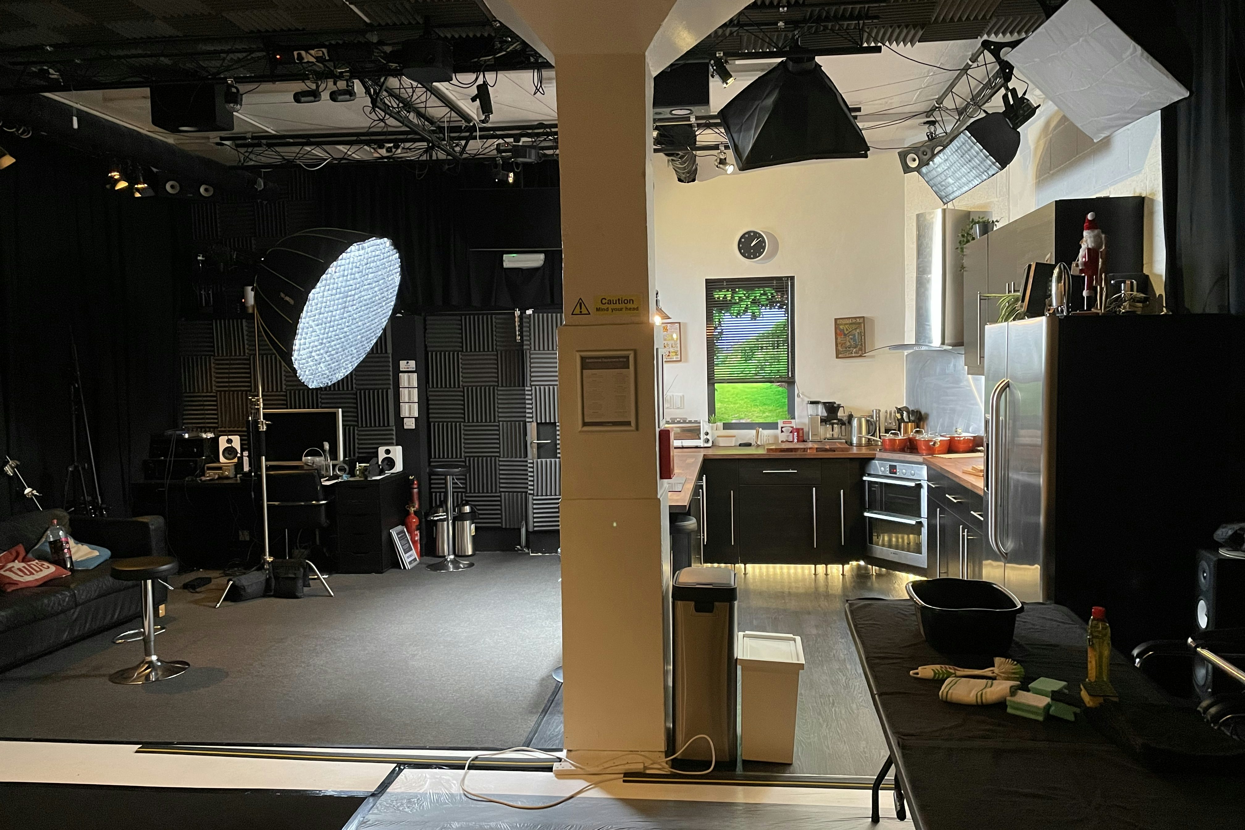 Studio One | Kitchen Set 2