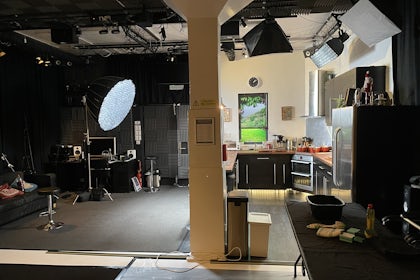 Studio One | Kitchen Set 2