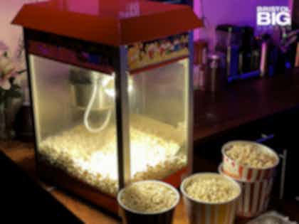 Bristol Big Screen: Screening Room | 200" 4K HDR10 3D Dolby Atmos 18