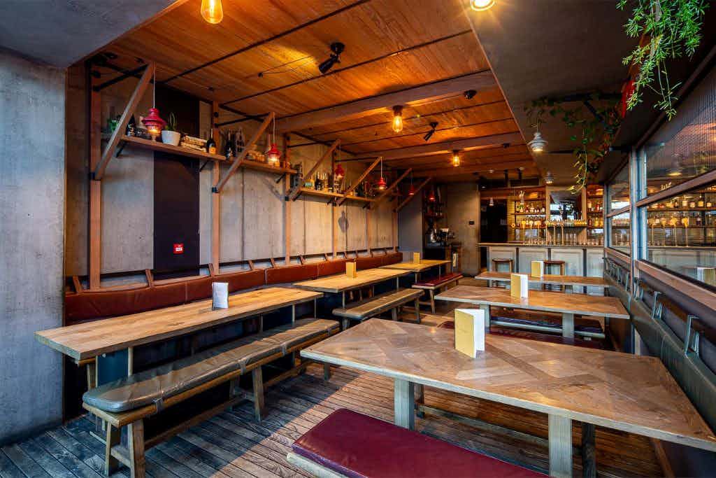 Canalside Bar & Terrace 5