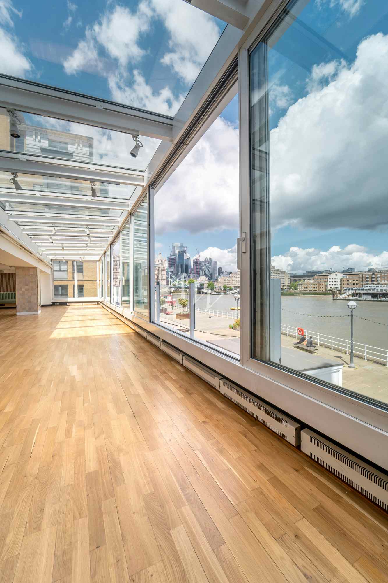 First floor space 15