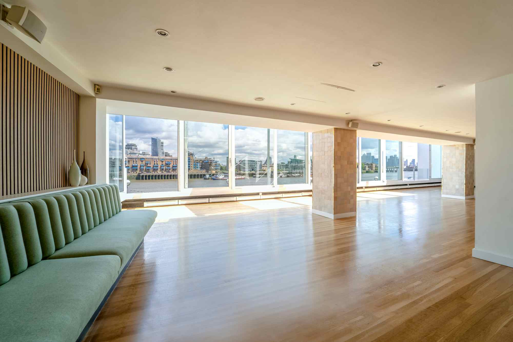 First floor space 11