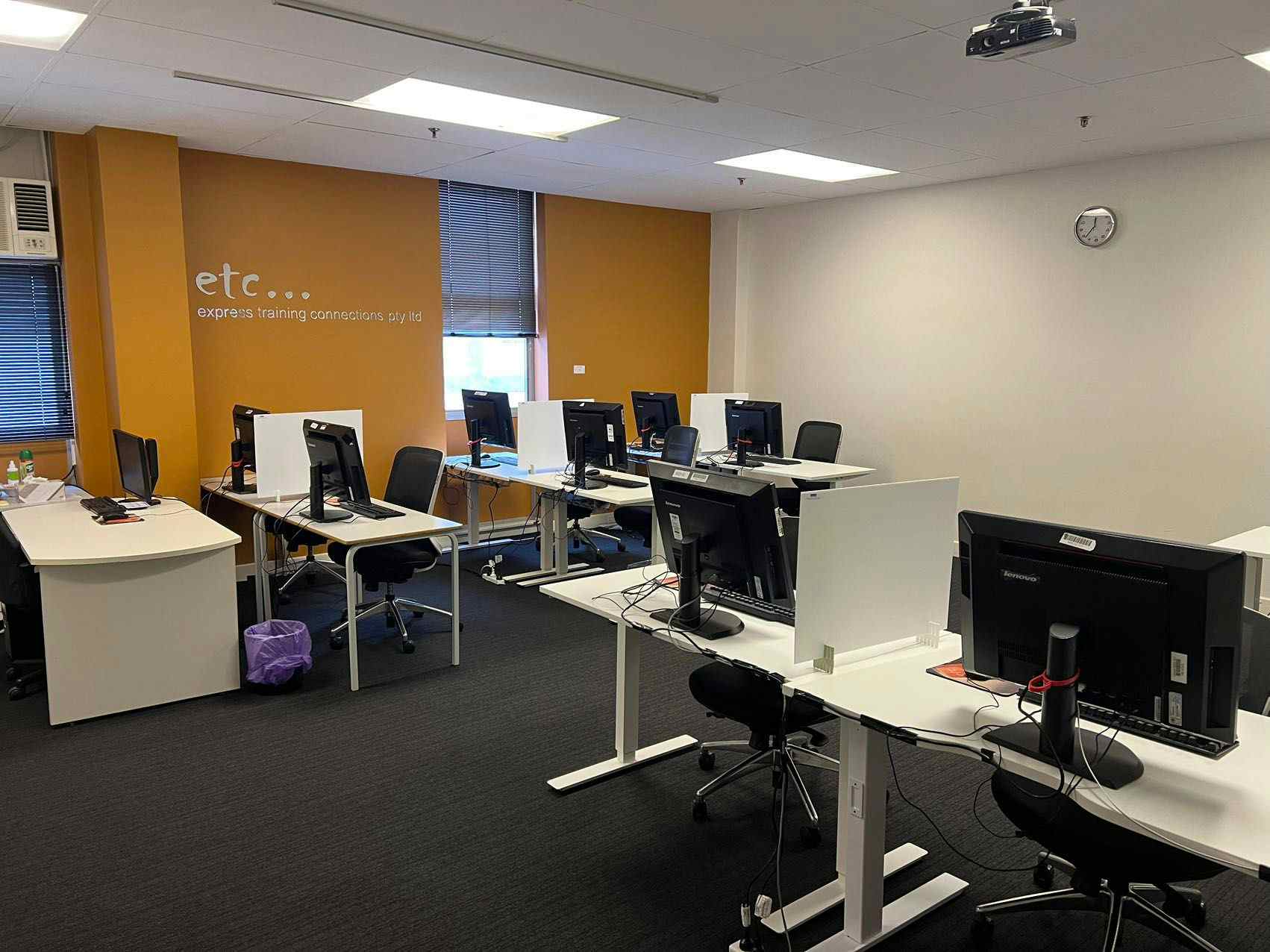 Training Room/Exam Room 6