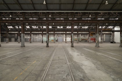 Bays 22 - 24 4
