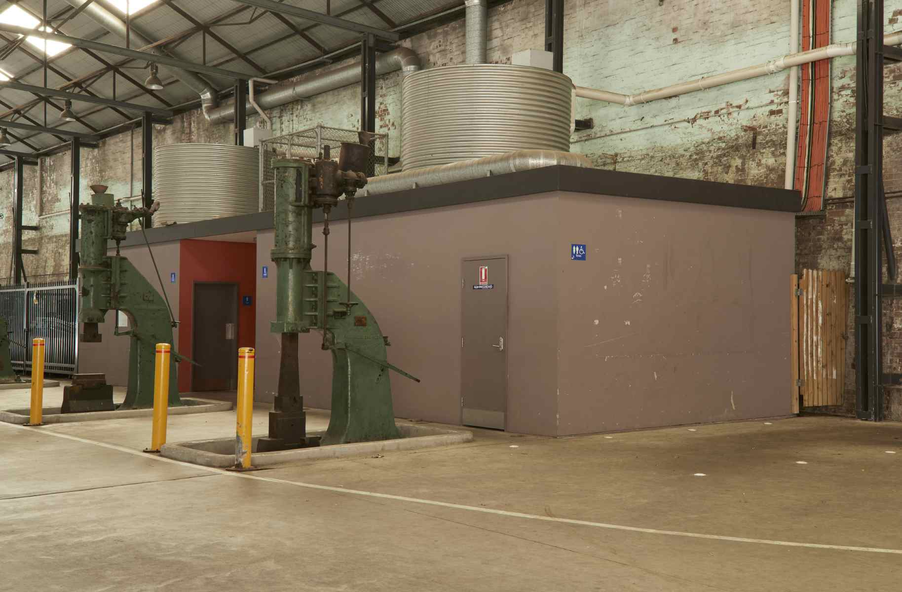 Blacksmith’s Workshop 4