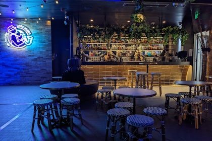 Nineteen Ten Rooftop Bar 1