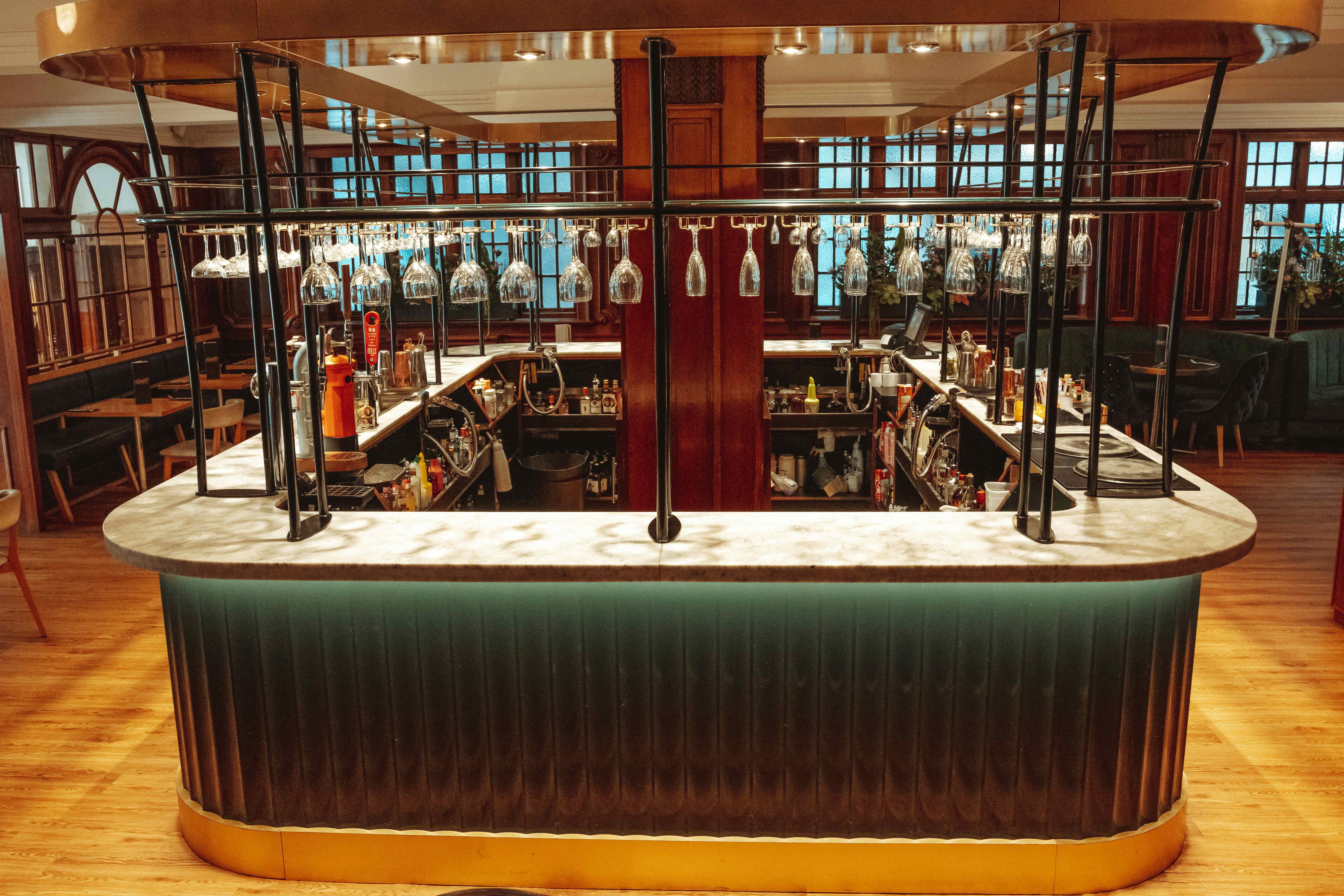 Impossible Bar & Restaurant 1