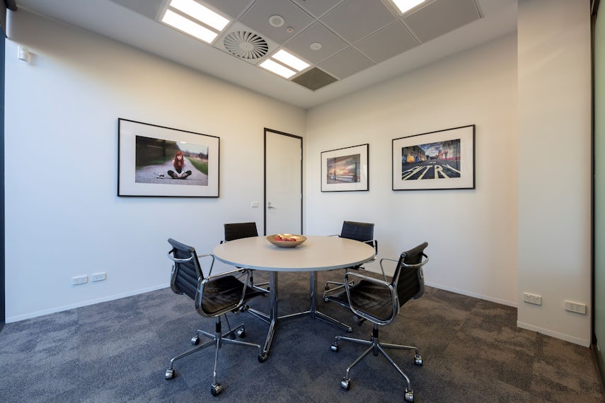 Cubicle Room 0