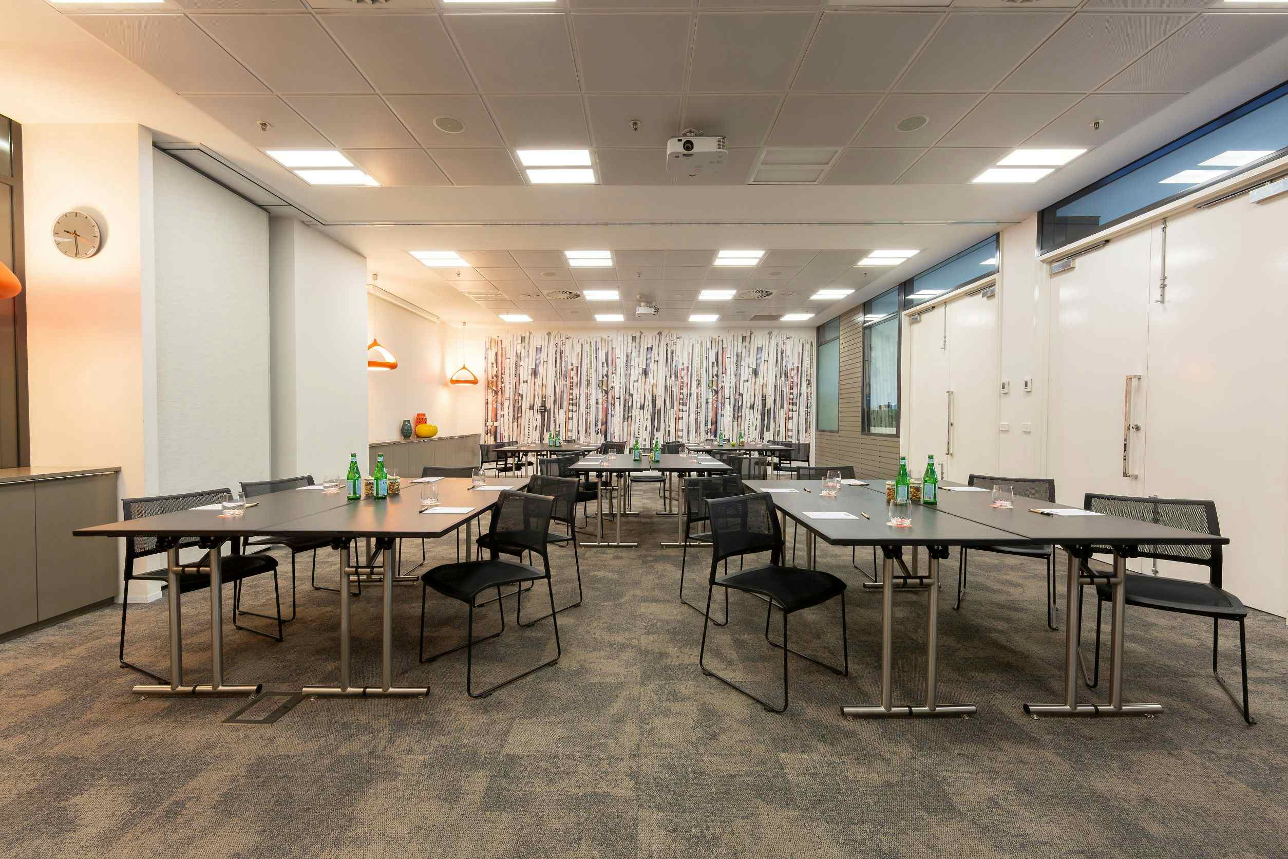 Daily Chronicle Room 2