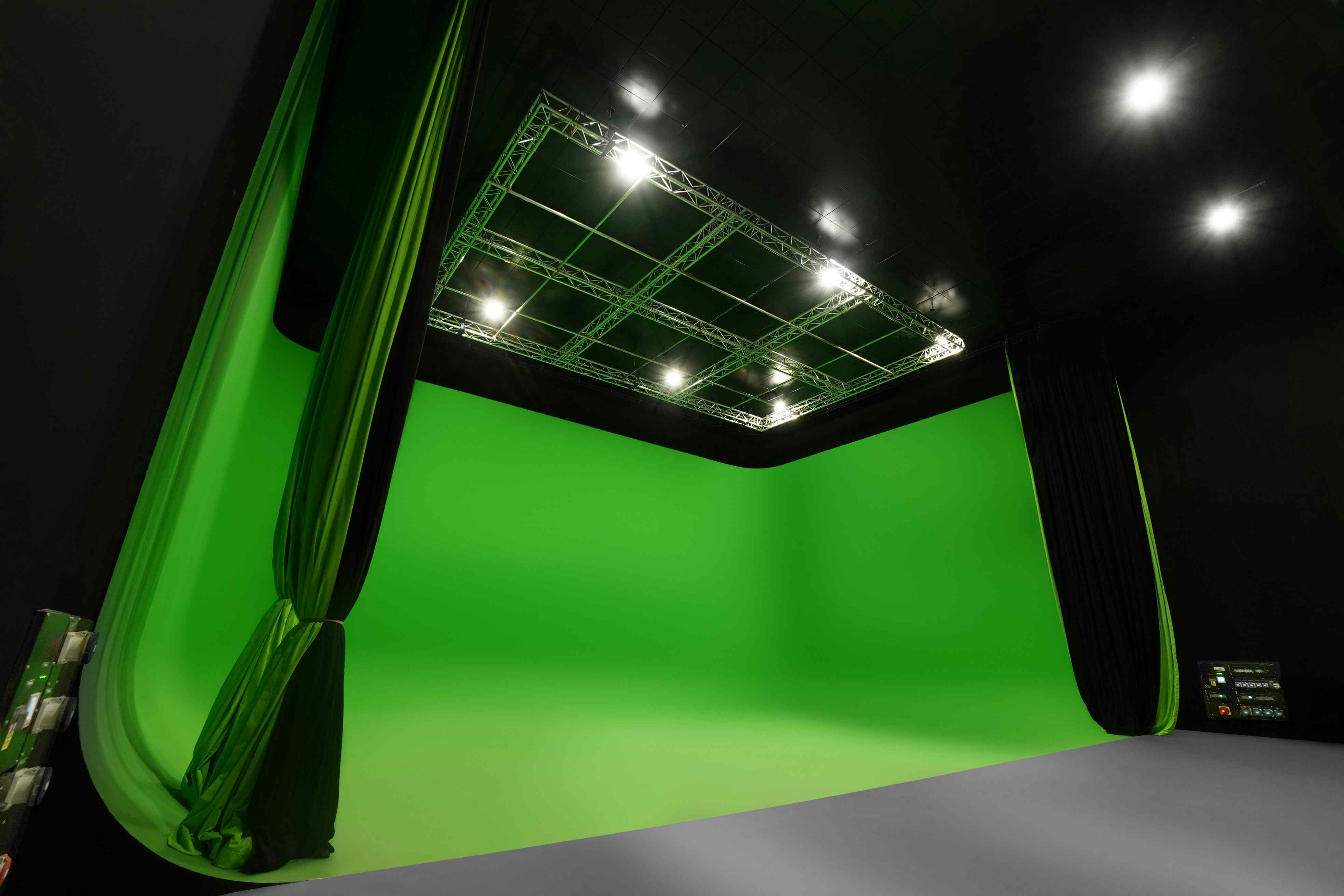 London Film Studios  1