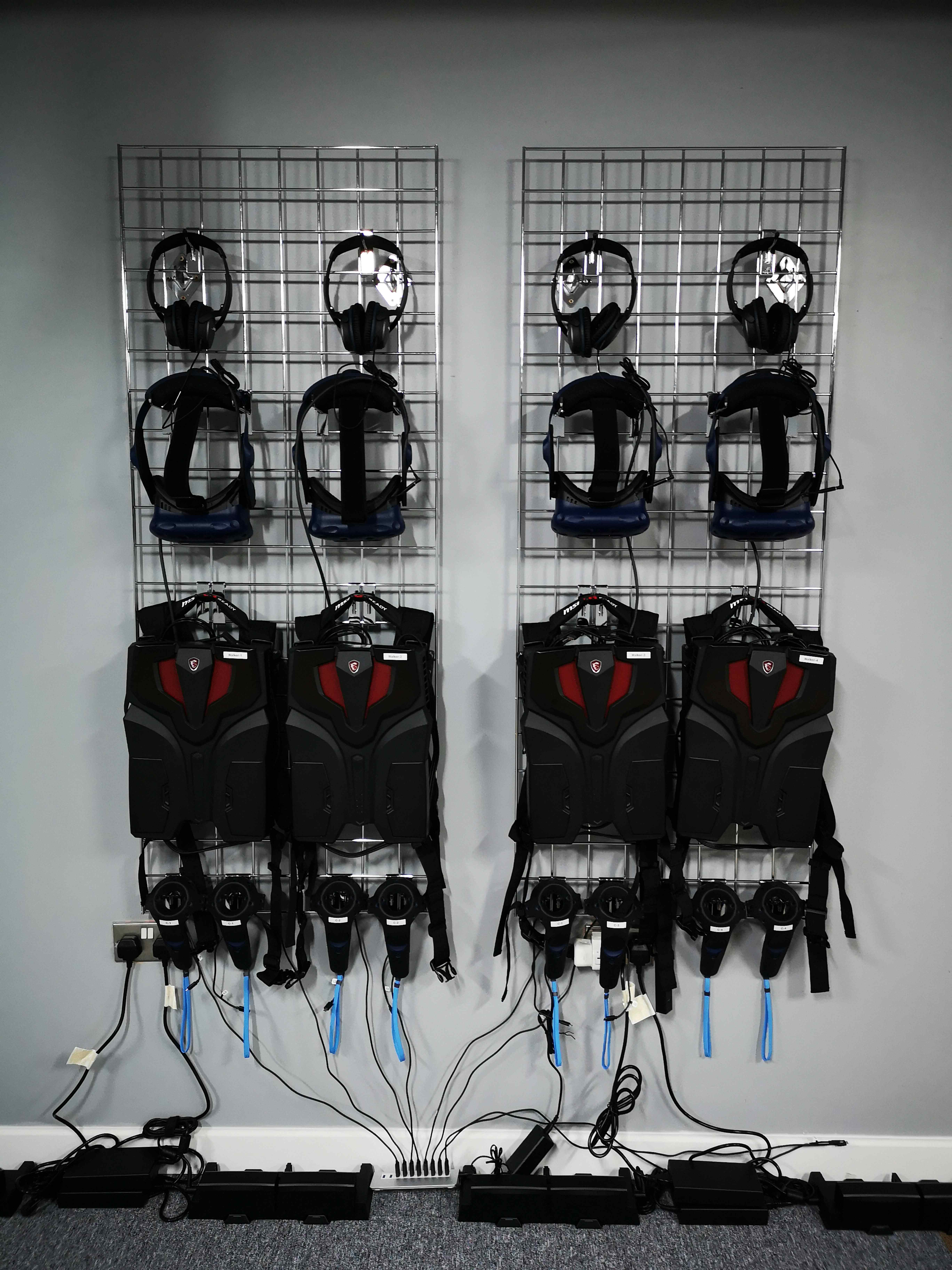 Escape room and free roam VR 3