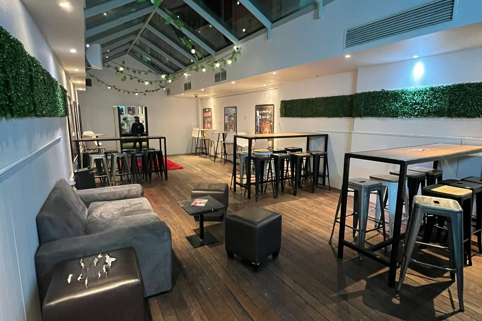 Red Eye Bar - Function Room 2