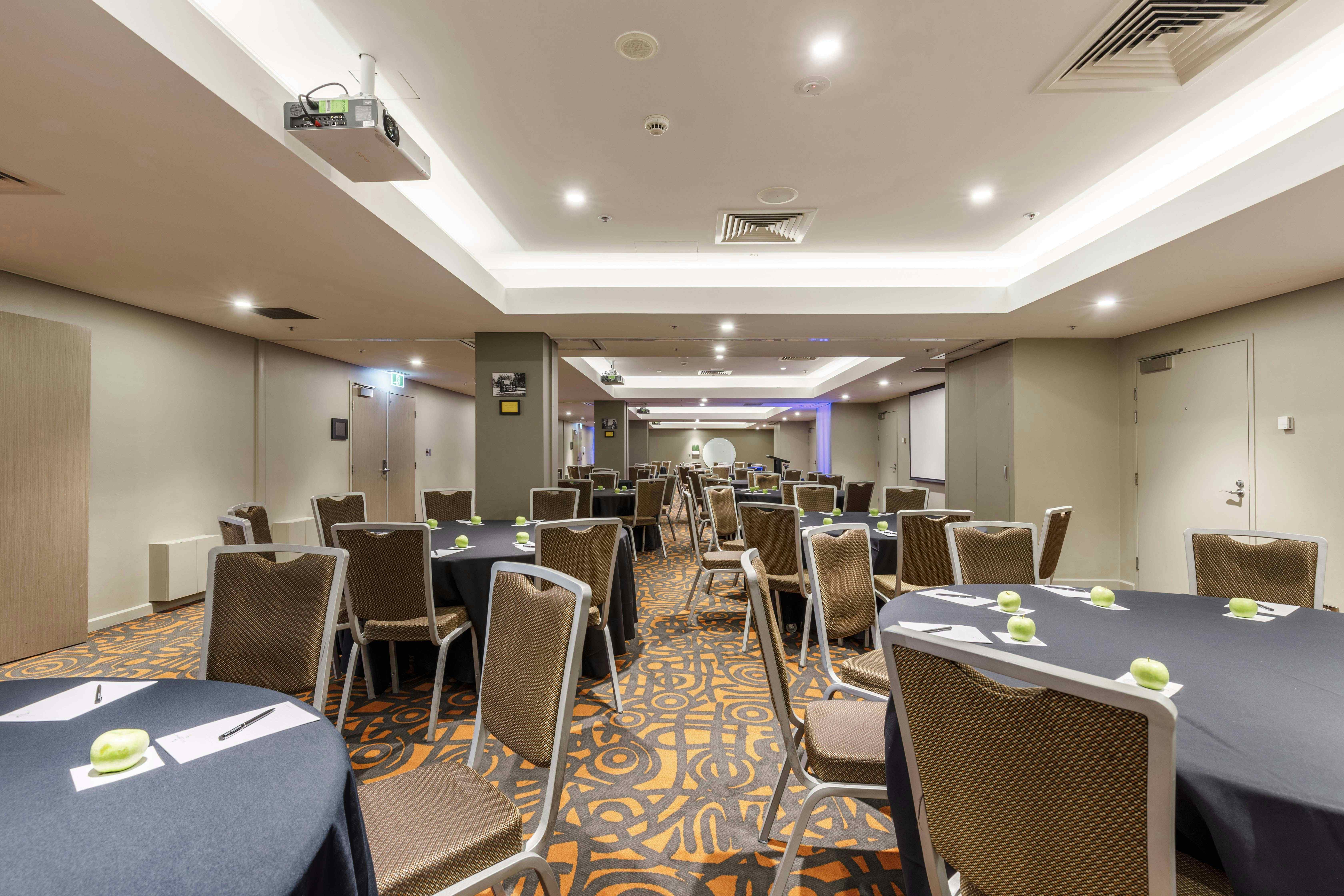 Commissioners Room 1