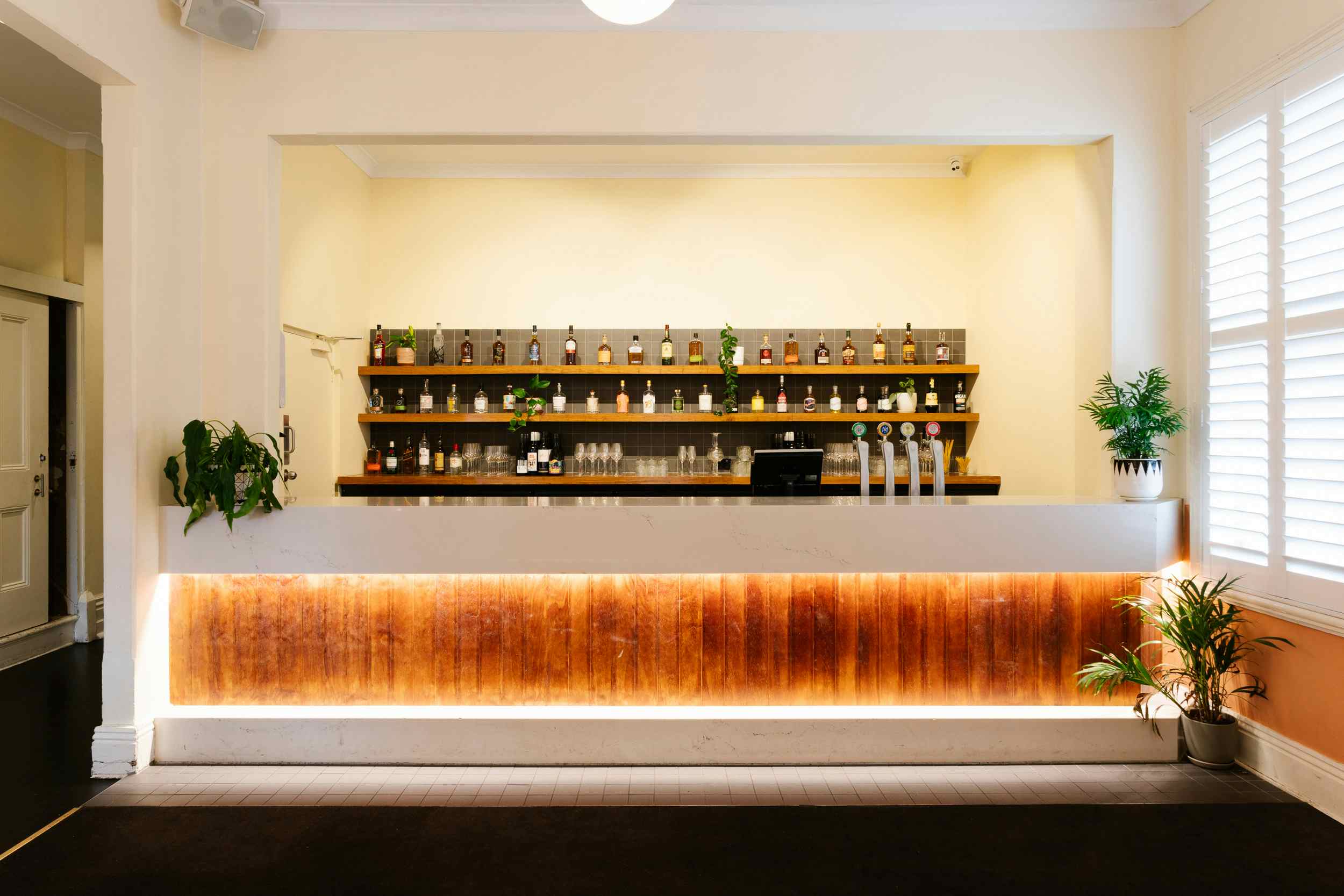 The Rundle Street Balcony Bar 1