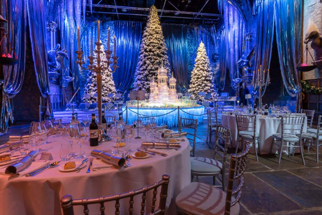 Dinner in the Great Hall 4