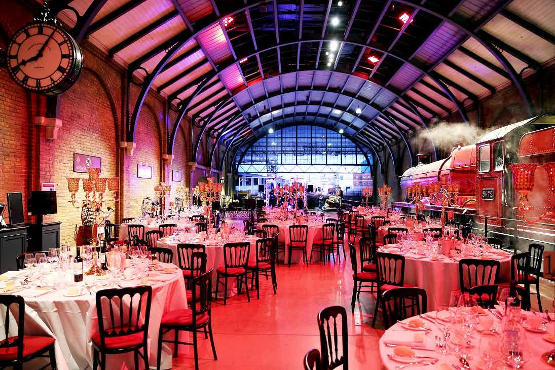 Dinner on Platform 9 3/4 1