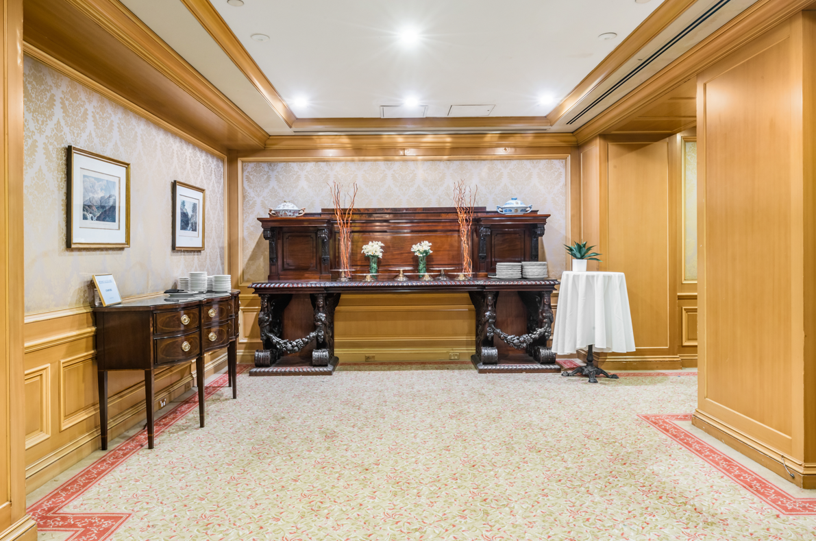 The Prince Albert Room 5